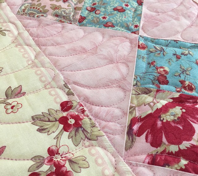 31403992657_52bf513bb1_z